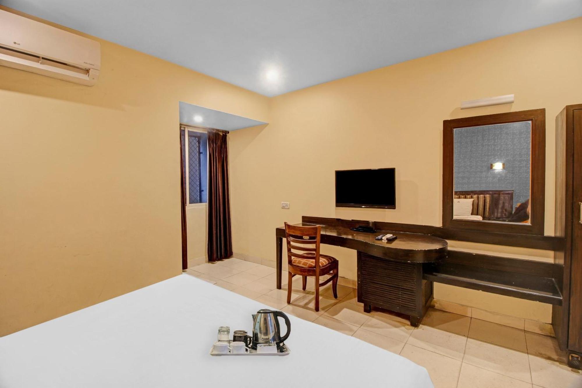 Townhouse The Grand Plaza Hotel Hyderabad Luaran gambar