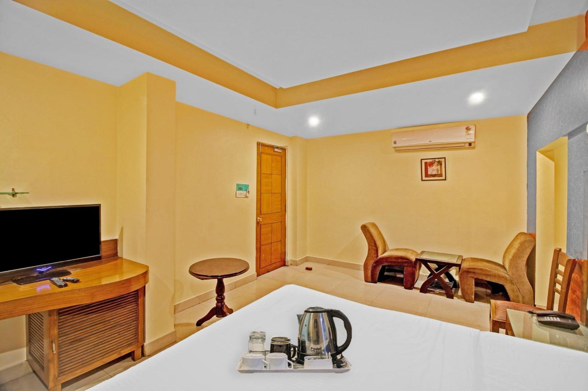 Townhouse The Grand Plaza Hotel Hyderabad Luaran gambar