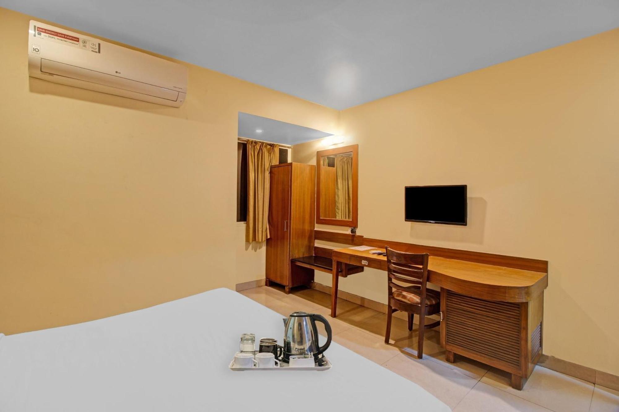 Townhouse The Grand Plaza Hotel Hyderabad Luaran gambar